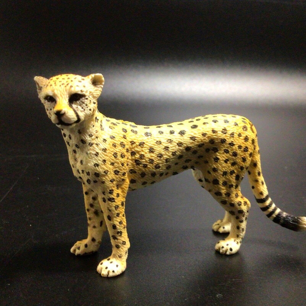 Cheetah Adult Female Animal Figure 2009 Retired 14614 D-73527 Am Limes SCHLEICH